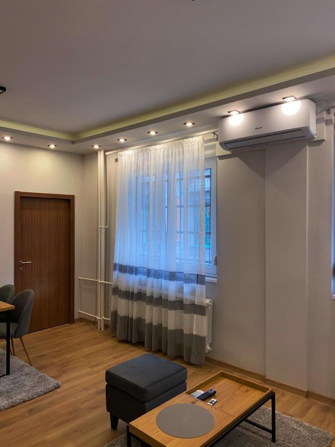 Rose Lux * Belgrad